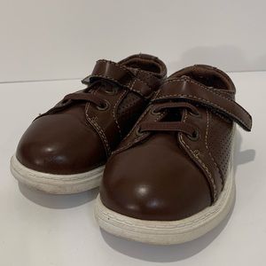 Brown Toddler Walking Shoes